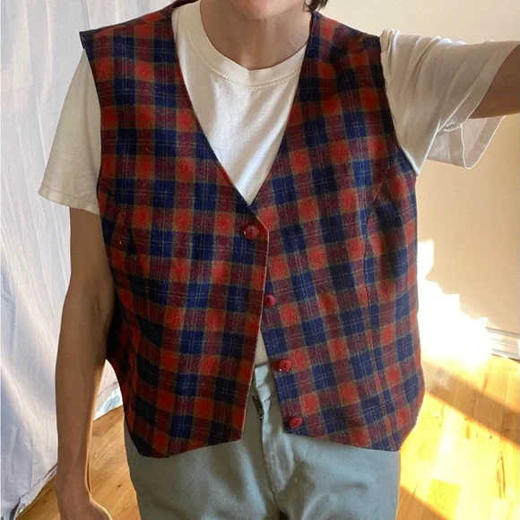 Vintage Plaid Vest - Picture 9 of 12